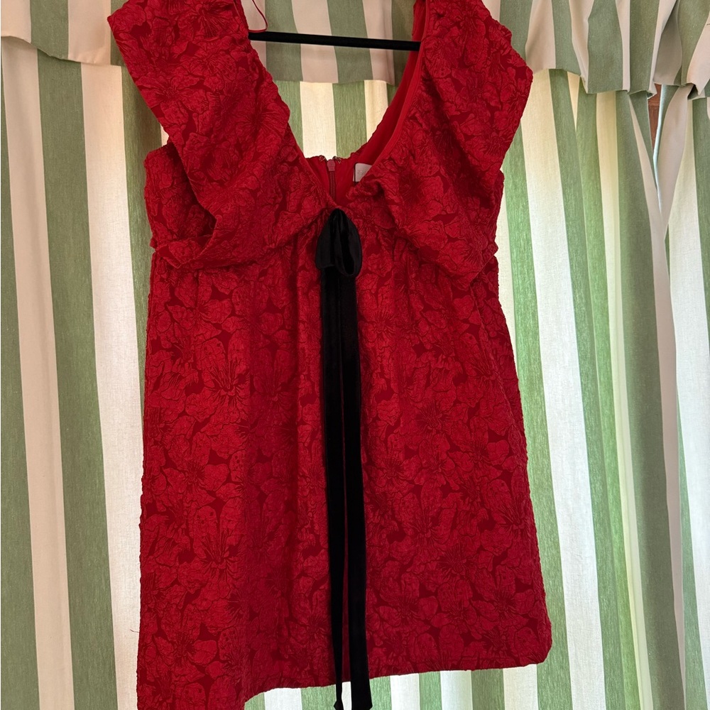 Elegant Red Lace Mini Dress